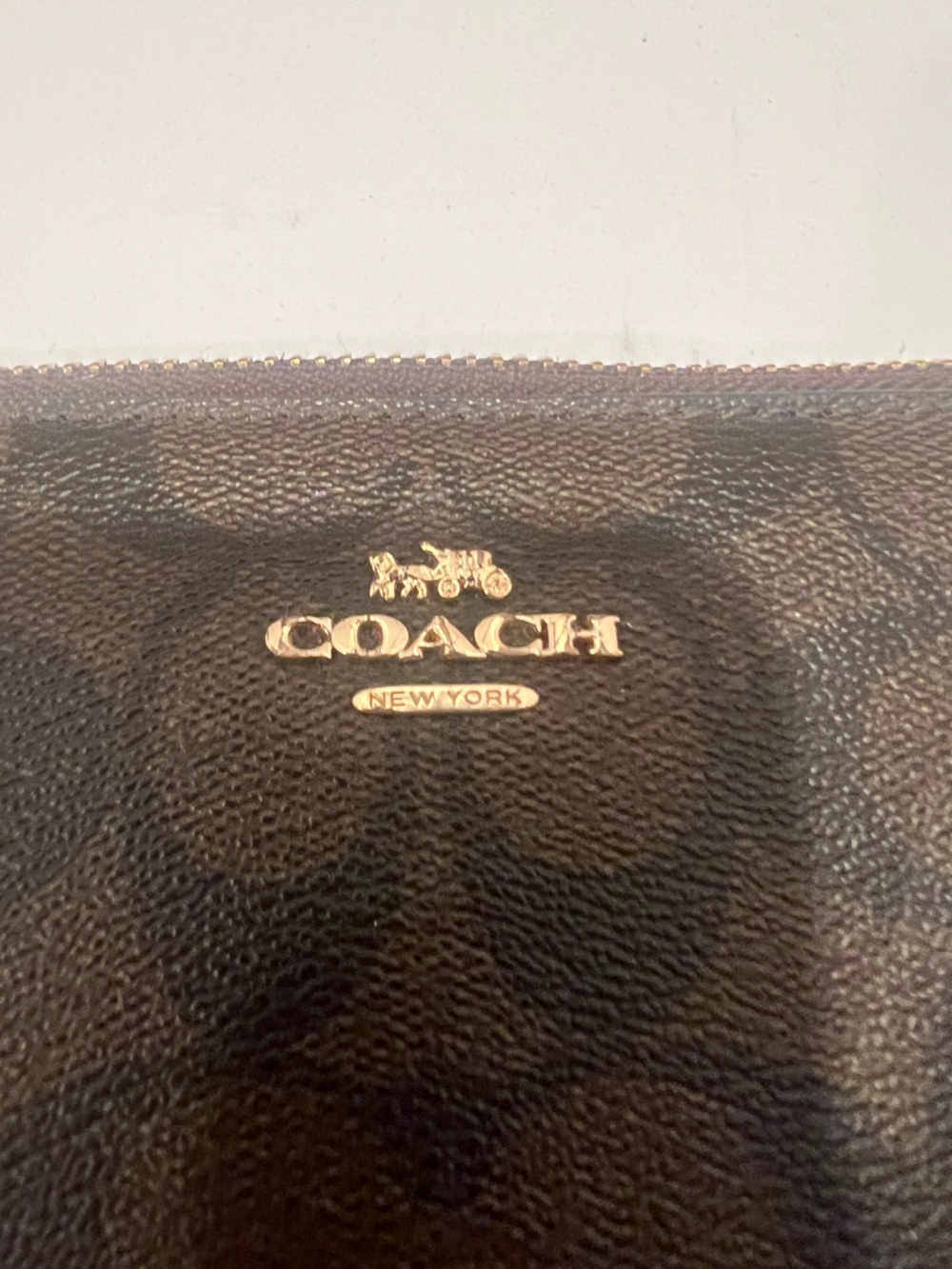 Authentic Coach Slim Zip Around Wallet in Signature Coated Canvas – Brown/Black - Picture 2 of 10